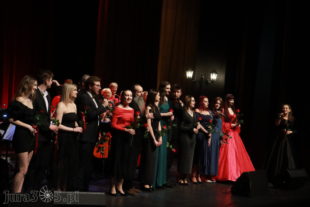 Fotorelacja: Walentynkowo-Musicalowy zawrót głowy w MOK Zawiercie.