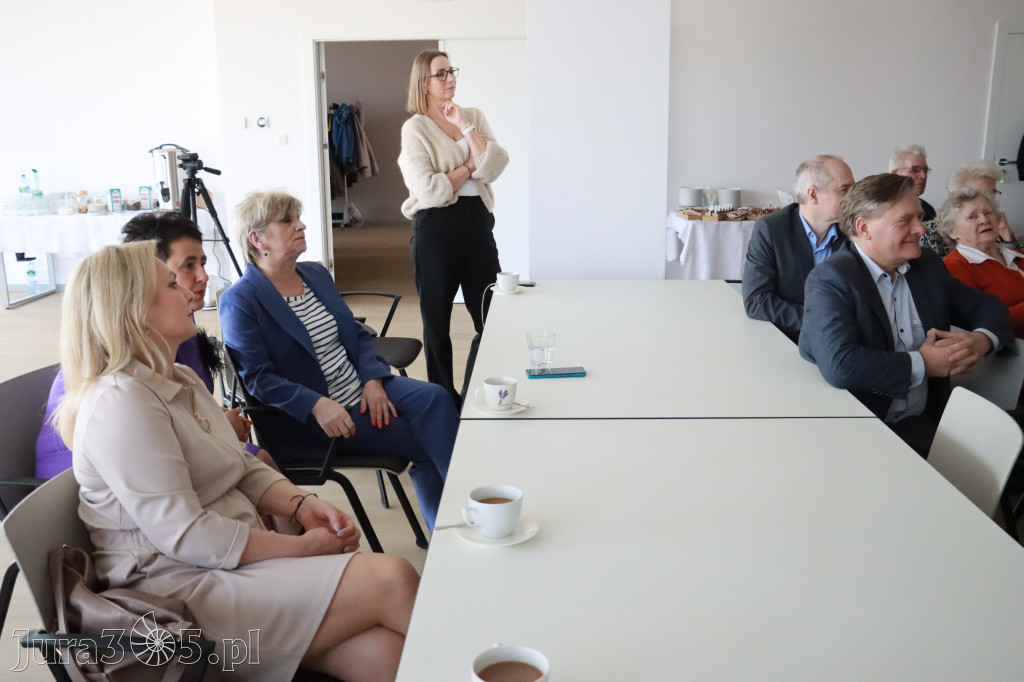 Fotorelacja: Pasowanie na Seniora w Koziegłowach - Klub Seniora Koziołek
