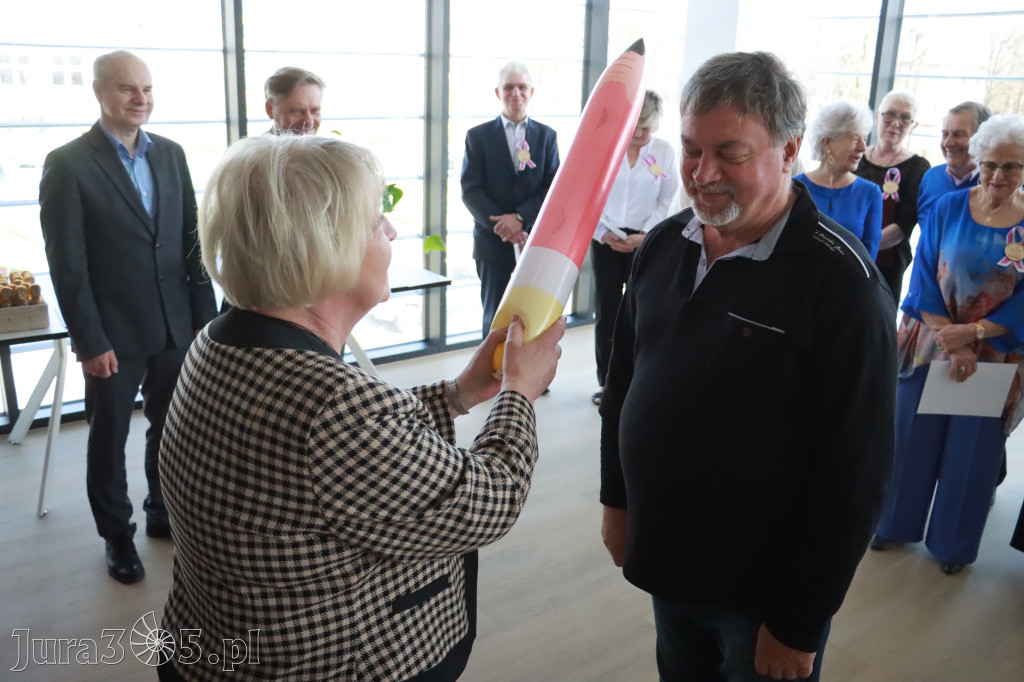 Fotorelacja: Pasowanie na Seniora w Koziegłowach - Klub Seniora Koziołek