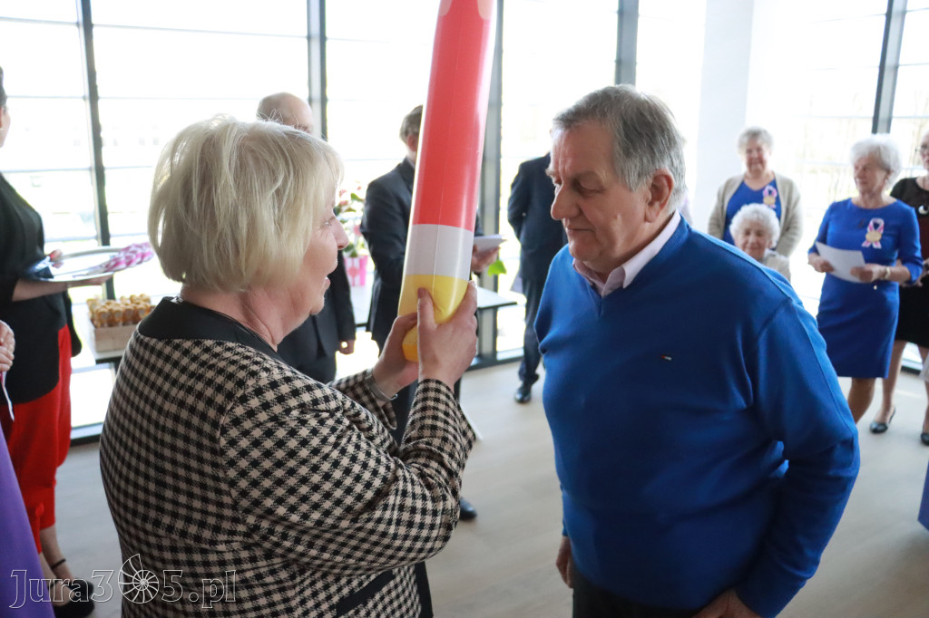 Fotorelacja: Pasowanie na Seniora w Koziegłowach - Klub Seniora Koziołek