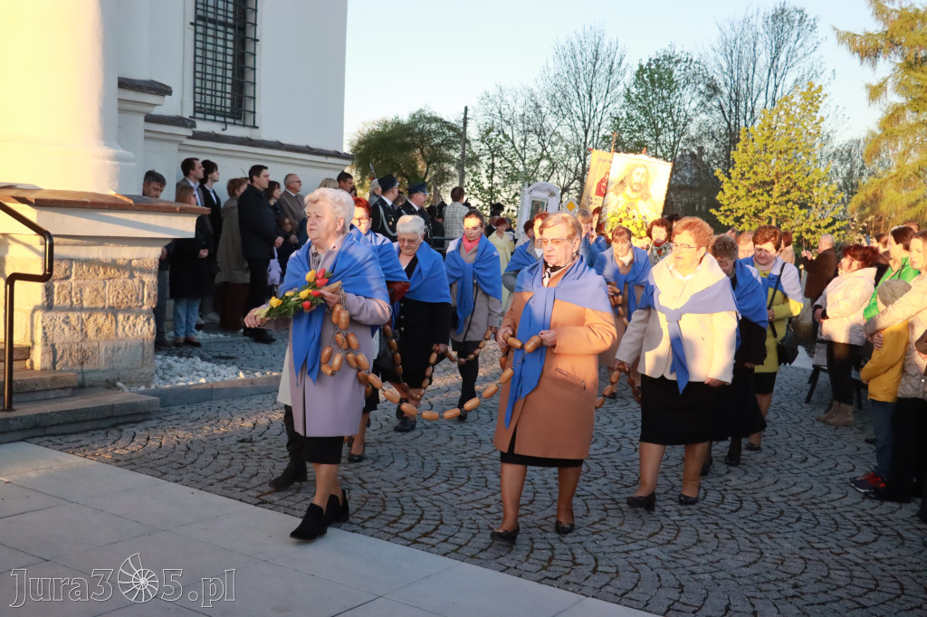 Fotorelacja I: Rezurekcja w Sanktuarium w Koziegłówkach z udziałem TURKÓW