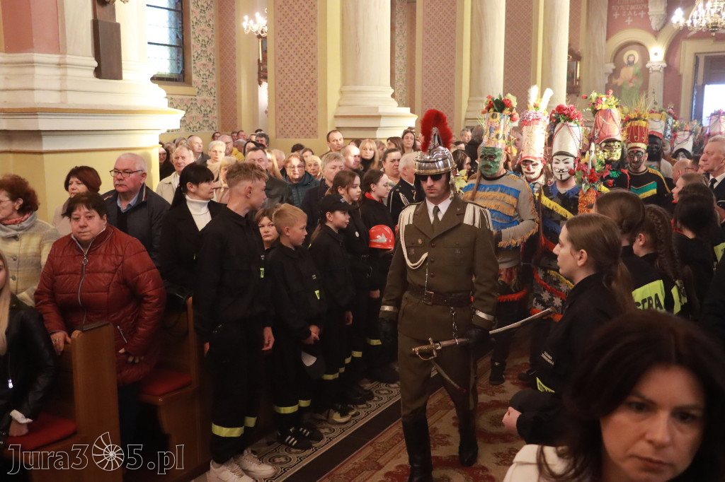 Fotorelacja II: Rezurekcja w Sanktuarium w Koziegłówkach z udziałem TURKÓW