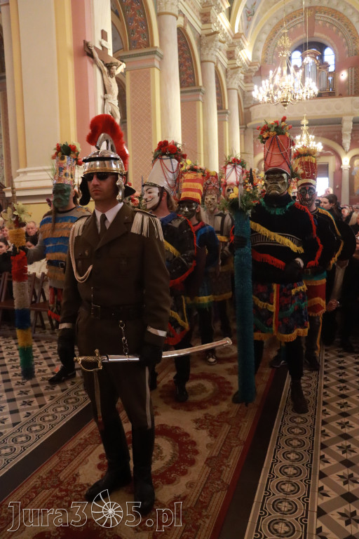 Fotorelacja II: Rezurekcja w Sanktuarium w Koziegłówkach z udziałem TURKÓW