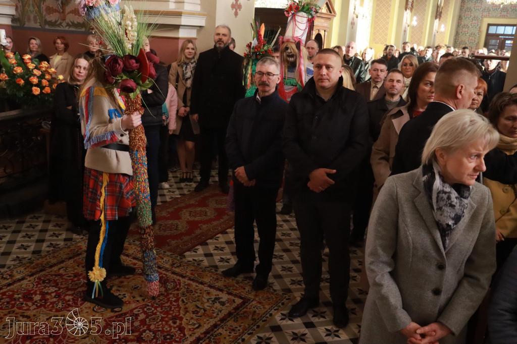 Fotorelacja II: Rezurekcja w Sanktuarium w Koziegłówkach z udziałem TURKÓW