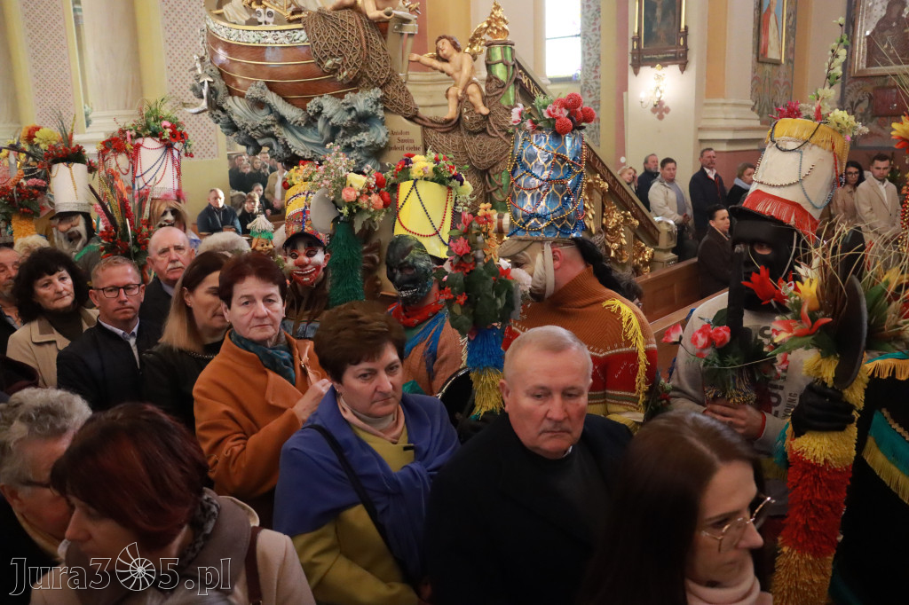 Fotorelacja II: Rezurekcja w Sanktuarium w Koziegłówkach z udziałem TURKÓW
