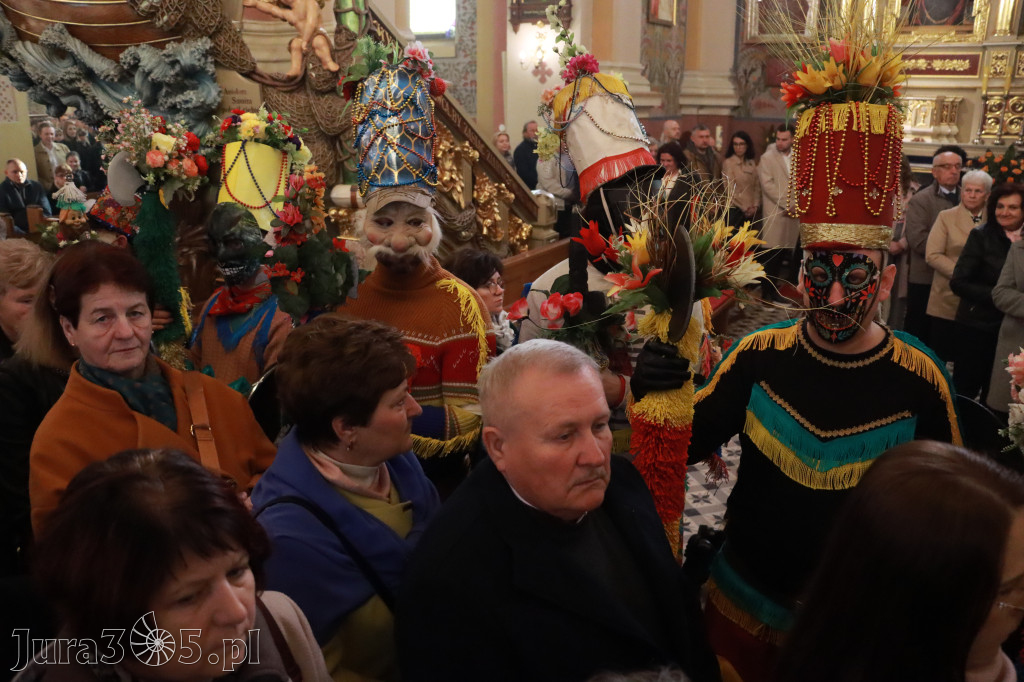 Fotorelacja II: Rezurekcja w Sanktuarium w Koziegłówkach z udziałem TURKÓW