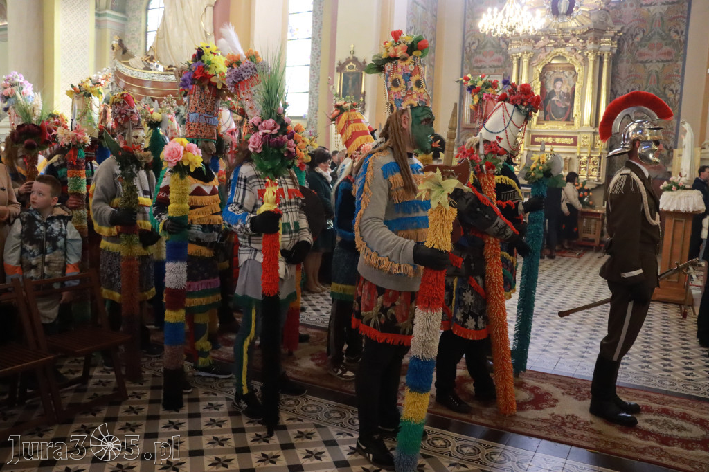 Fotorelacja II: Rezurekcja w Sanktuarium w Koziegłówkach z udziałem TURKÓW