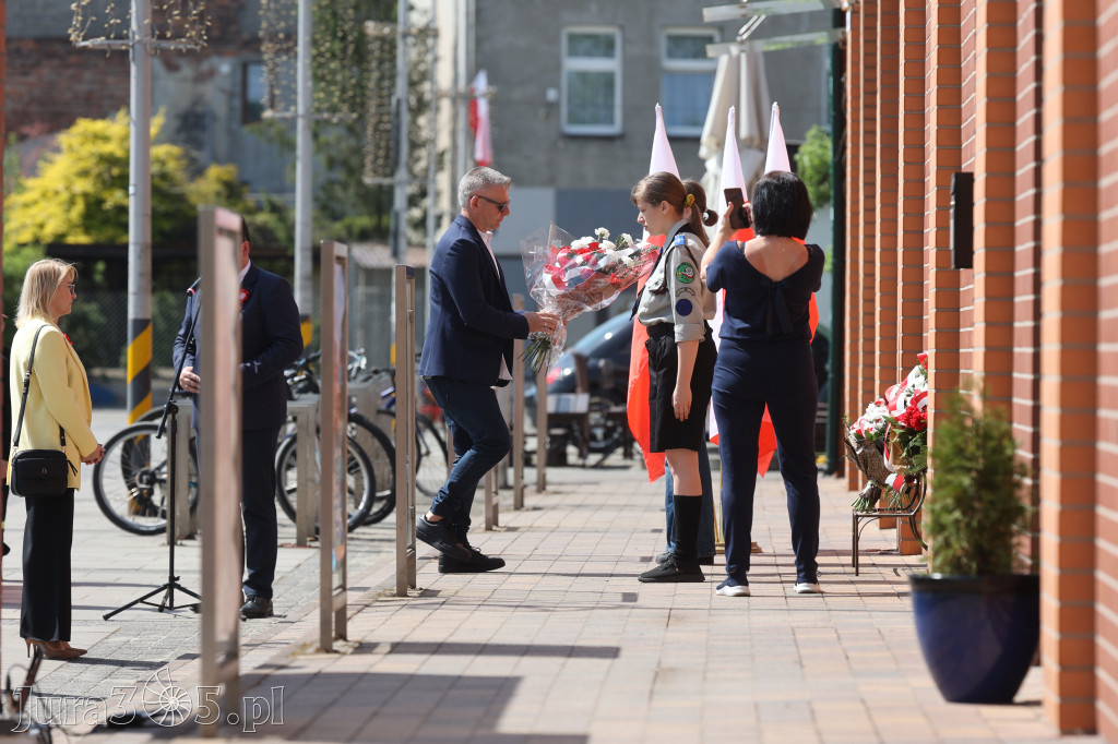 Fotorelacja: Obchody Święta Konstytucji i MOTO piknik w Łazach.