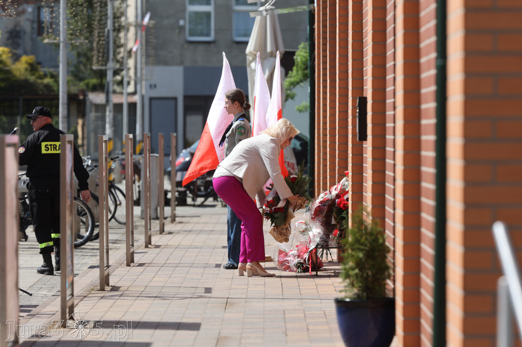 Fotorelacja: Obchody Święta Konstytucji i MOTO piknik w Łazach.