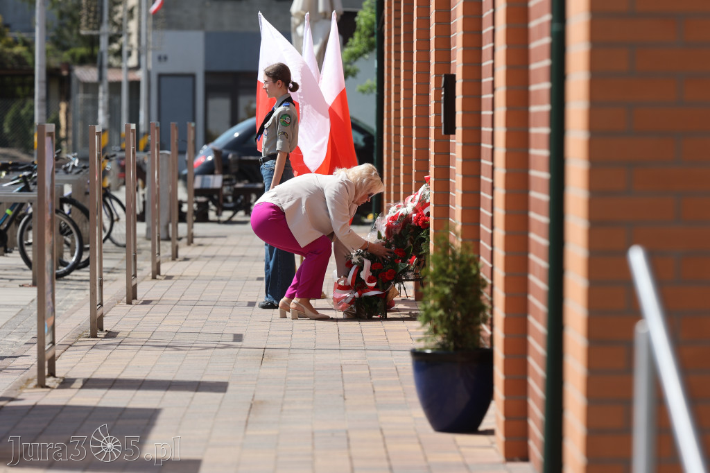 Fotorelacja: Obchody Święta Konstytucji i MOTO piknik w Łazach.