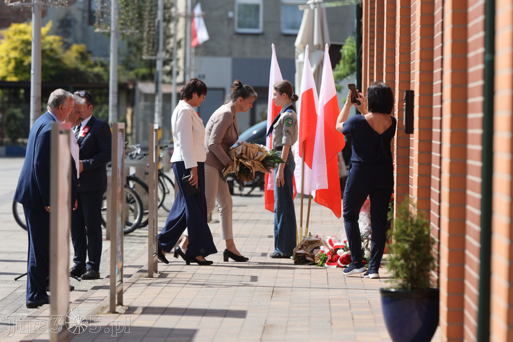 Fotorelacja: Obchody Święta Konstytucji i MOTO piknik w Łazach.