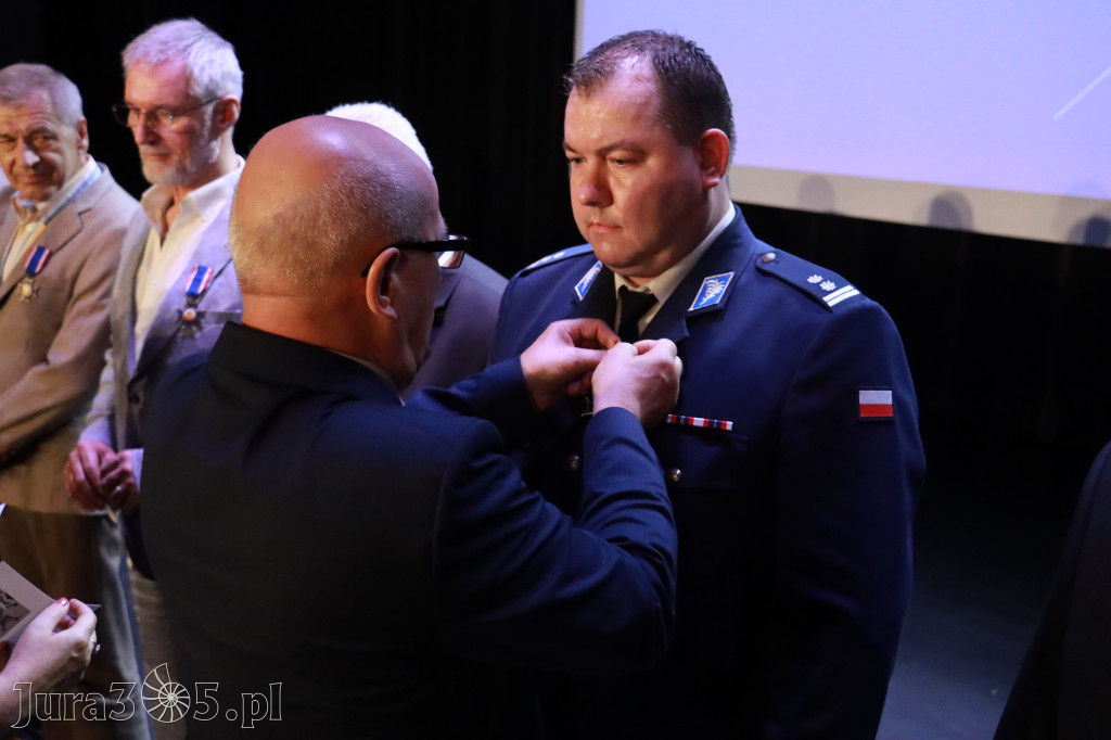 Fotorelacja I: 5 lat Stowarzyszenia Emerytów i Rencistów Policyjnych w Myszkowie