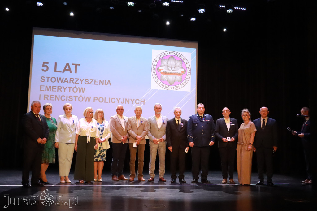 Fotorelacja I: 5 lat Stowarzyszenia Emerytów i Rencistów Policyjnych w Myszkowie