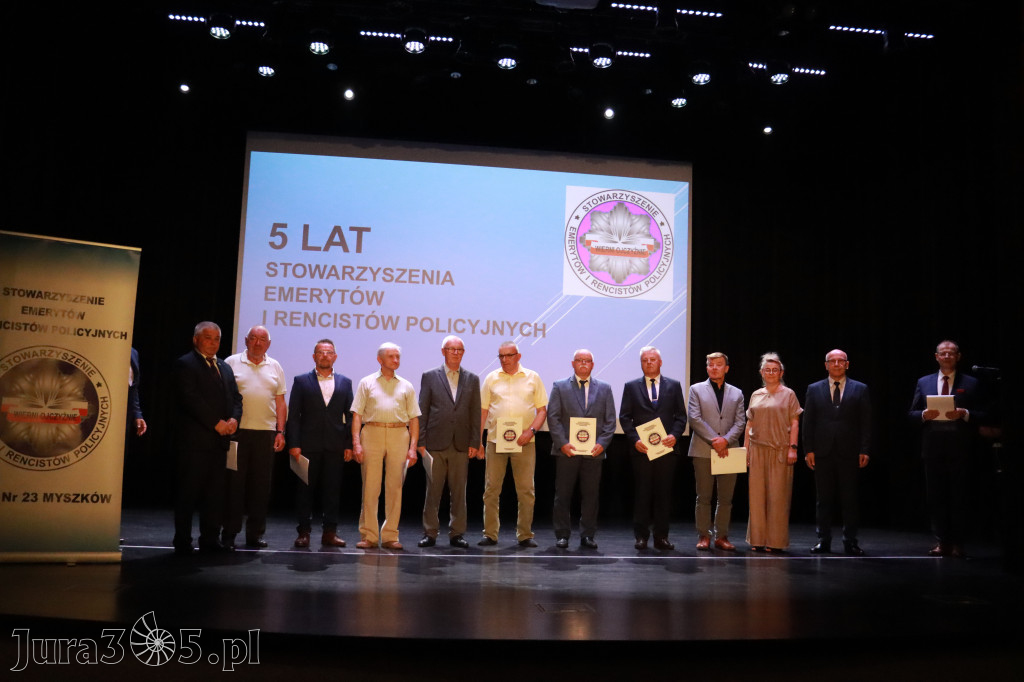 Fotorelacja I: 5 lat Stowarzyszenia Emerytów i Rencistów Policyjnych w Myszkowie