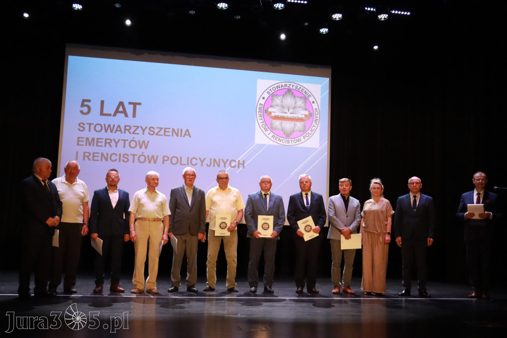 Fotorelacja I: 5 lat Stowarzyszenia Emerytów i Rencistów Policyjnych w Myszkowie