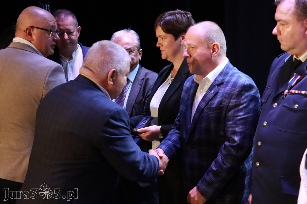 Fotorelacja I: 5 lat Stowarzyszenia Emerytów i Rencistów Policyjnych w Myszkowie