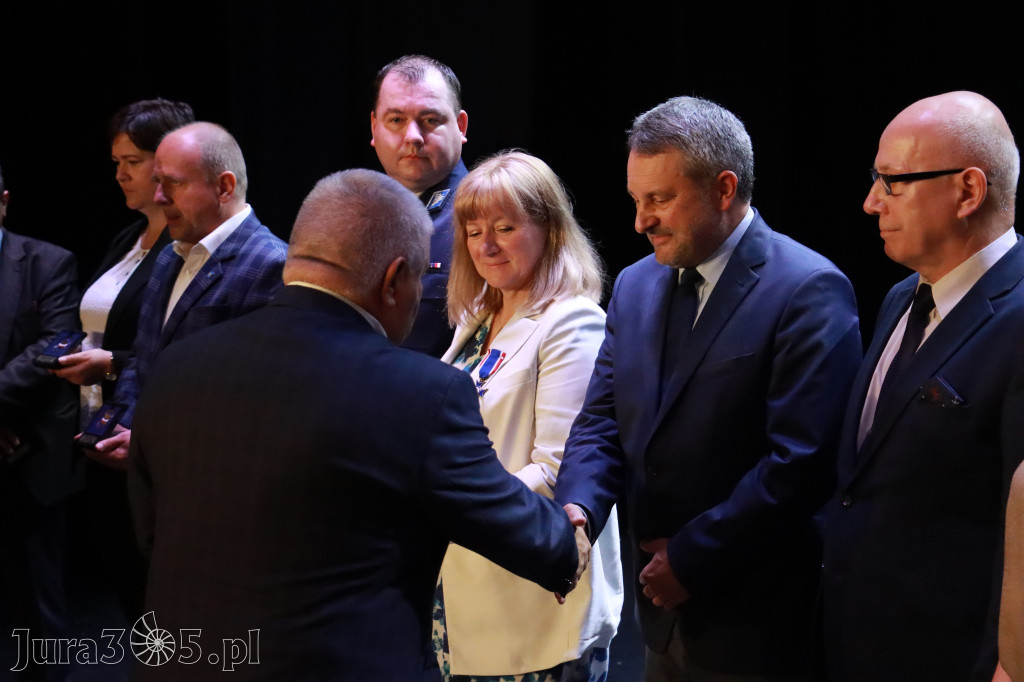 Fotorelacja I: 5 lat Stowarzyszenia Emerytów i Rencistów Policyjnych w Myszkowie