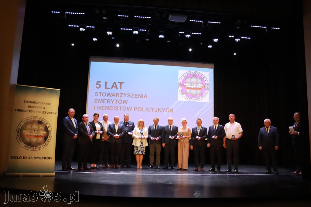 Fotorelacja I: 5 lat Stowarzyszenia Emerytów i Rencistów Policyjnych w Myszkowie