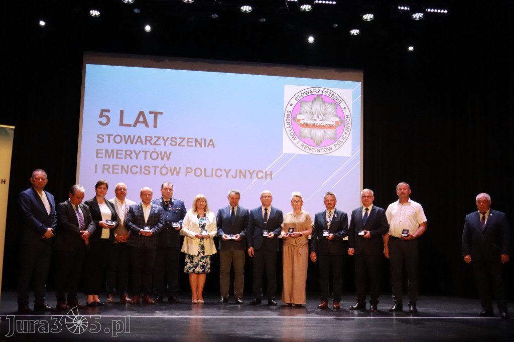 Fotorelacja I: 5 lat Stowarzyszenia Emerytów i Rencistów Policyjnych w Myszkowie
