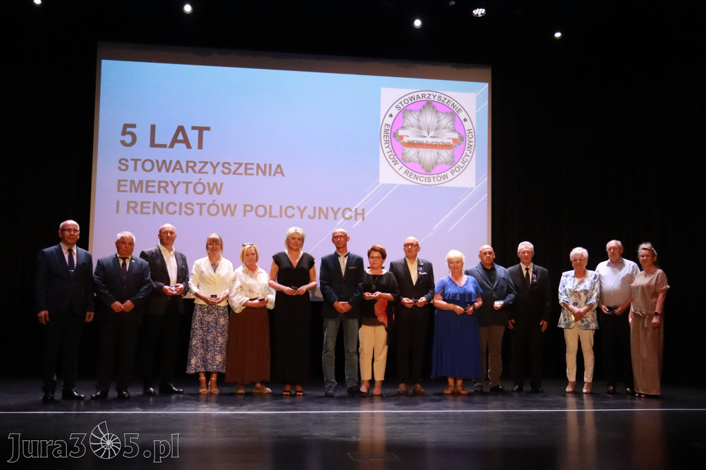 Fotorelacja I: 5 lat Stowarzyszenia Emerytów i Rencistów Policyjnych w Myszkowie