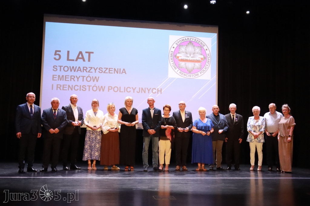 Fotorelacja I: 5 lat Stowarzyszenia Emerytów i Rencistów Policyjnych w Myszkowie