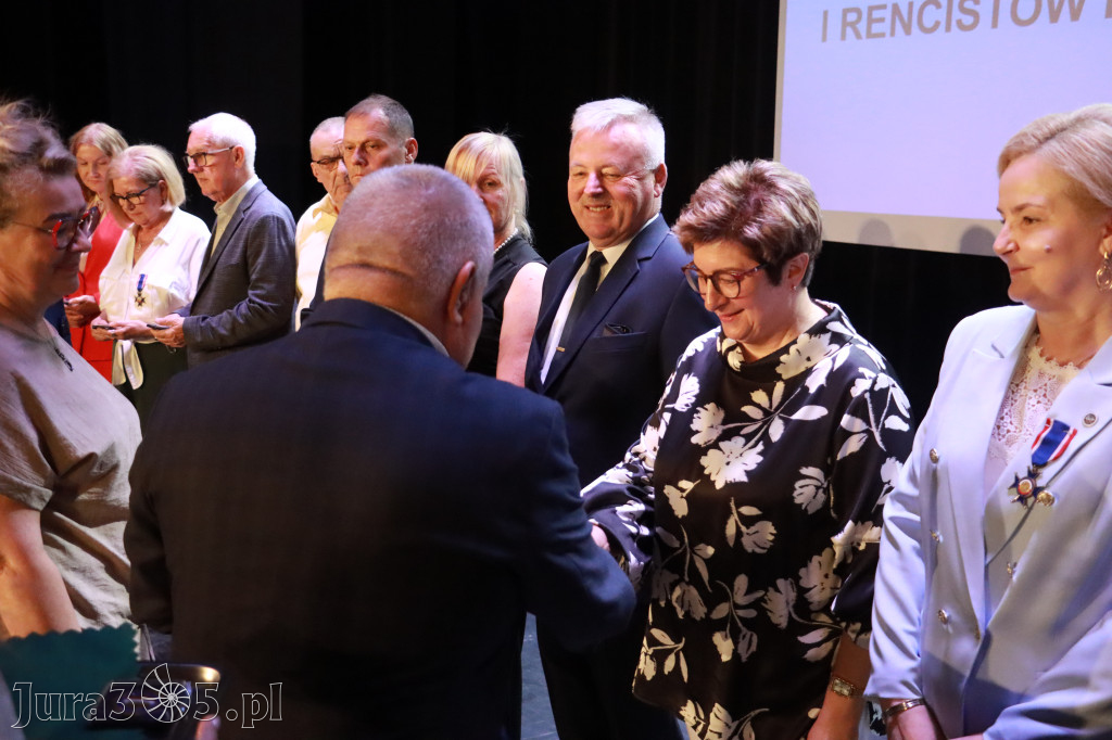 Fotorelacja I: 5 lat Stowarzyszenia Emerytów i Rencistów Policyjnych w Myszkowie