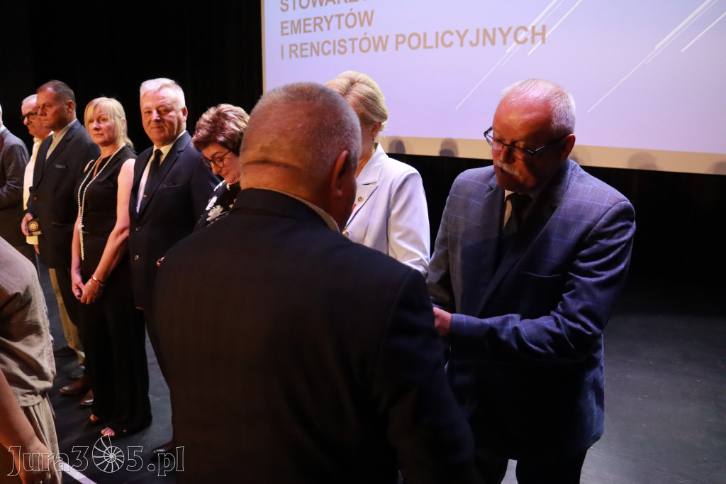 Fotorelacja I: 5 lat Stowarzyszenia Emerytów i Rencistów Policyjnych w Myszkowie