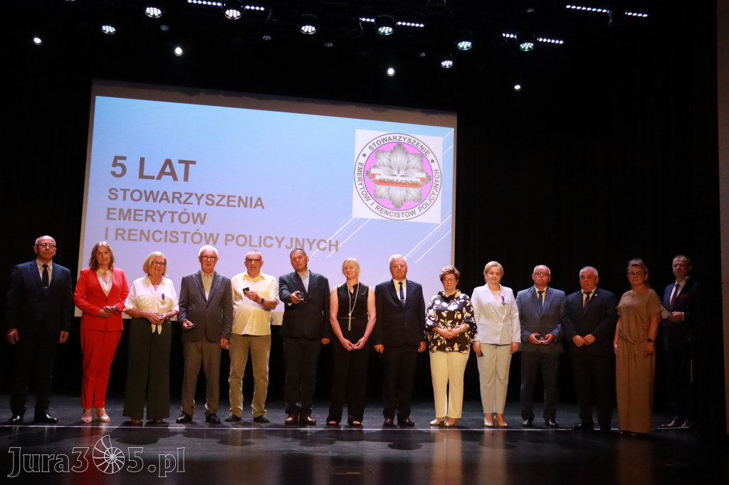 Fotorelacja I: 5 lat Stowarzyszenia Emerytów i Rencistów Policyjnych w Myszkowie