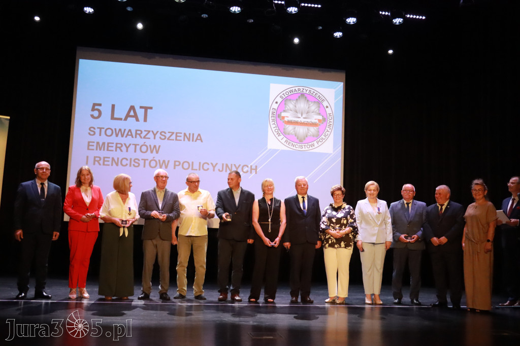 Fotorelacja I: 5 lat Stowarzyszenia Emerytów i Rencistów Policyjnych w Myszkowie