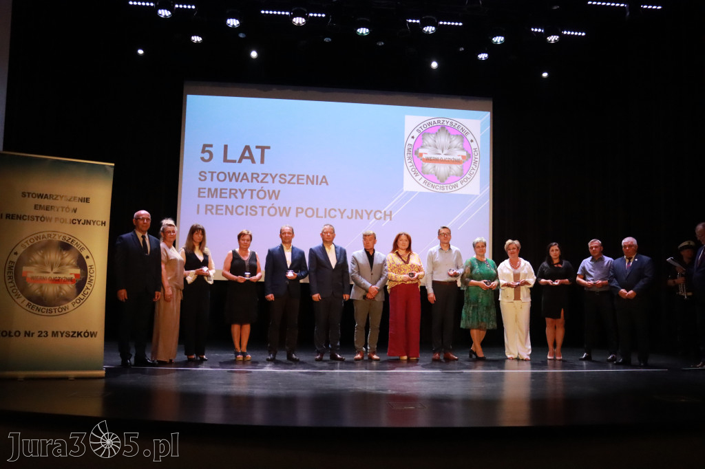 Fotorelacja I: 5 lat Stowarzyszenia Emerytów i Rencistów Policyjnych w Myszkowie