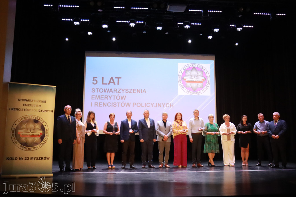 Fotorelacja I: 5 lat Stowarzyszenia Emerytów i Rencistów Policyjnych w Myszkowie