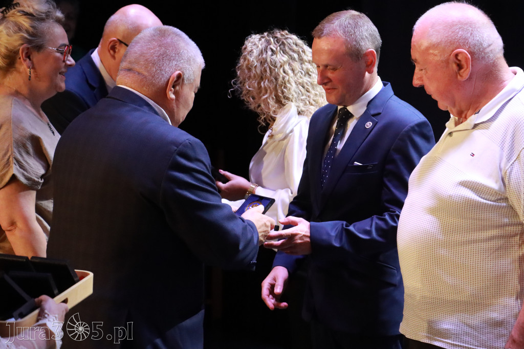 Fotorelacja II: 5 lat Stowarzyszenia Emerytów i Rencistów Policyjnych w Myszkowie