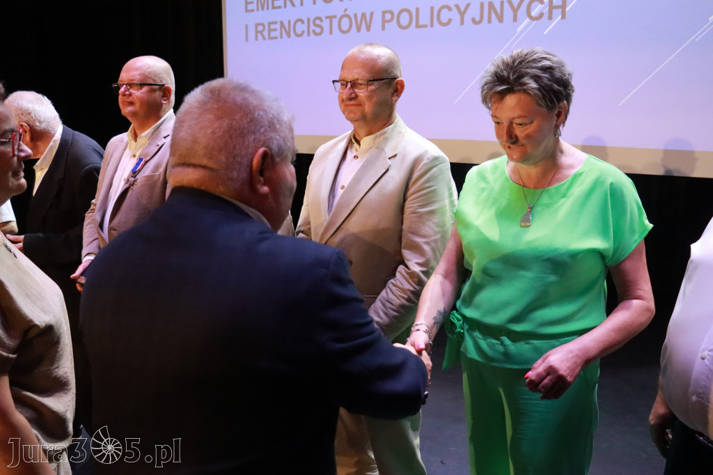 Fotorelacja II: 5 lat Stowarzyszenia Emerytów i Rencistów Policyjnych w Myszkowie