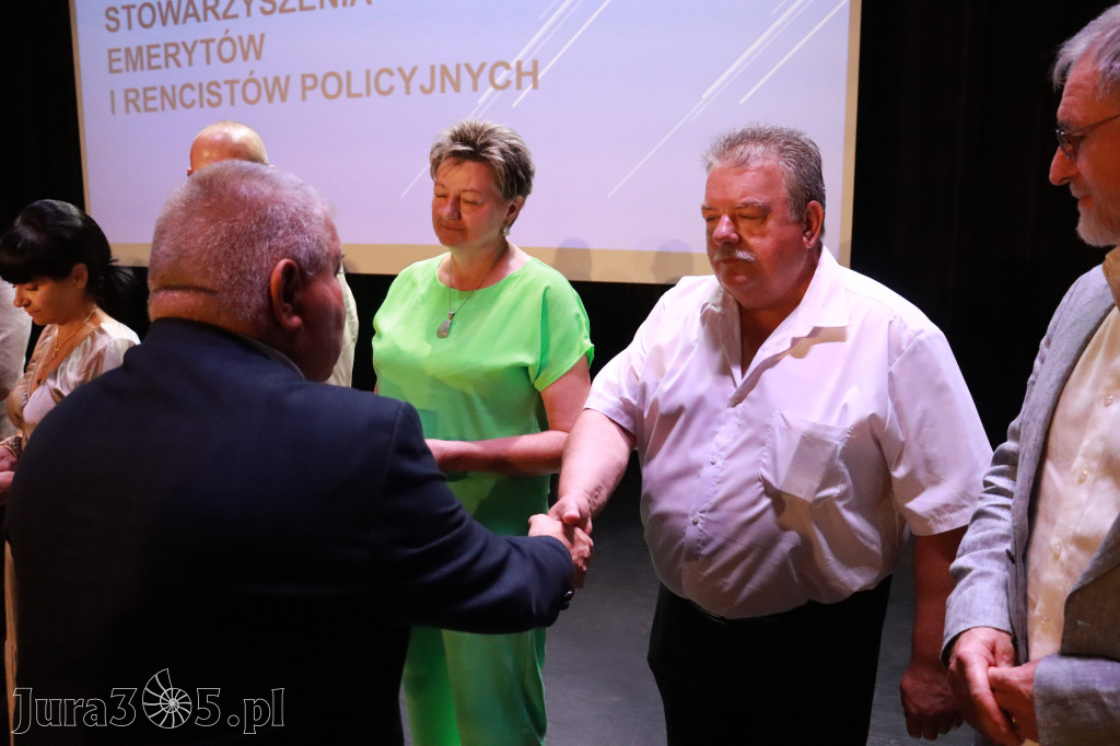 Fotorelacja II: 5 lat Stowarzyszenia Emerytów i Rencistów Policyjnych w Myszkowie