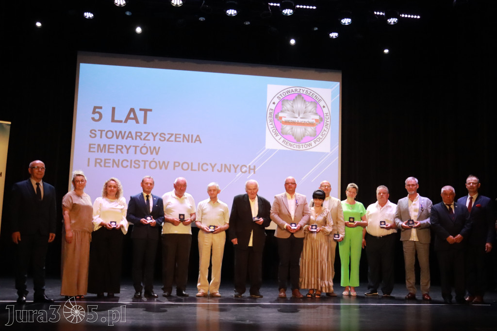 Fotorelacja II: 5 lat Stowarzyszenia Emerytów i Rencistów Policyjnych w Myszkowie