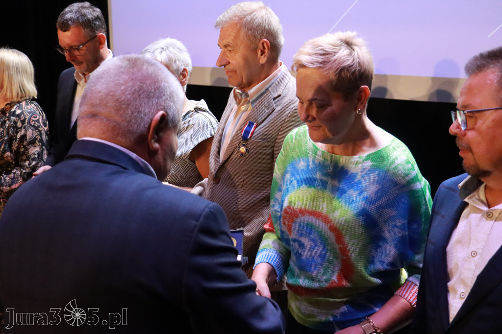 Fotorelacja II: 5 lat Stowarzyszenia Emerytów i Rencistów Policyjnych w Myszkowie