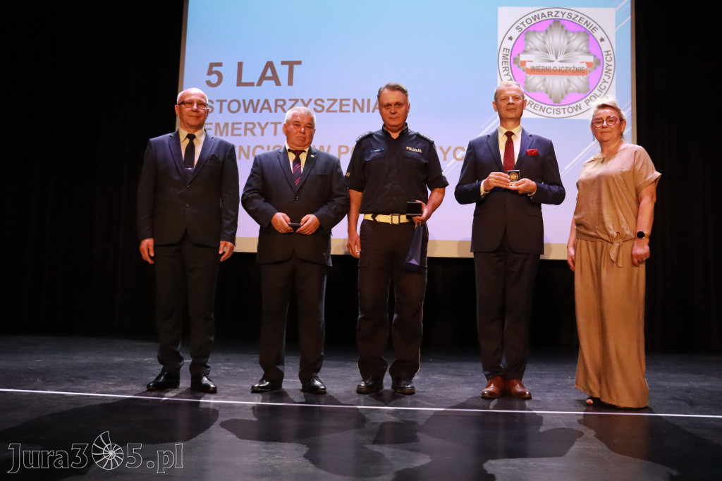 Fotorelacja II: 5 lat Stowarzyszenia Emerytów i Rencistów Policyjnych w Myszkowie