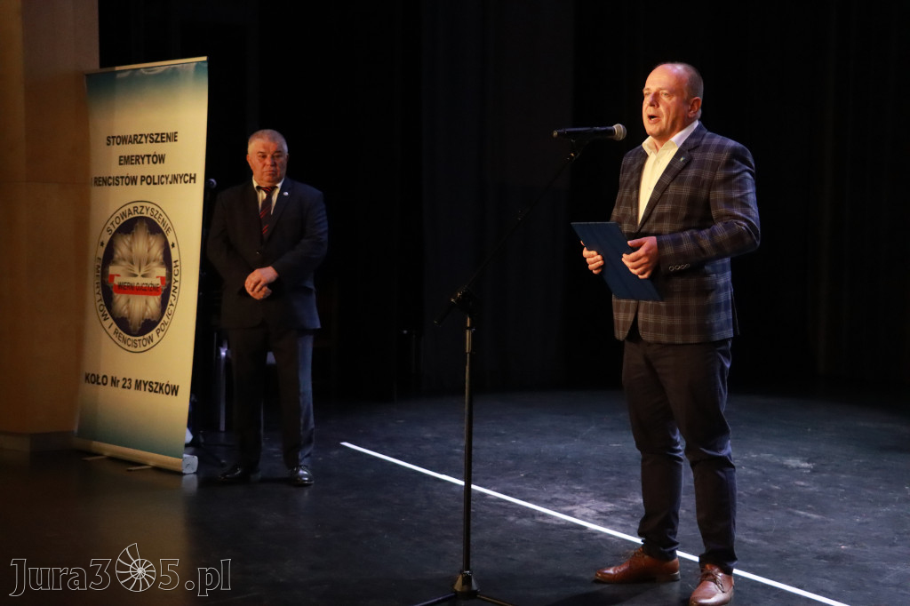 Fotorelacja II: 5 lat Stowarzyszenia Emerytów i Rencistów Policyjnych w Myszkowie
