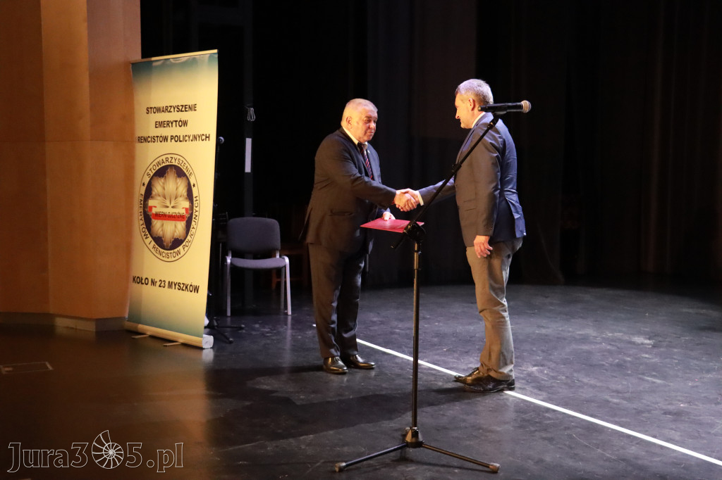 Fotorelacja II: 5 lat Stowarzyszenia Emerytów i Rencistów Policyjnych w Myszkowie