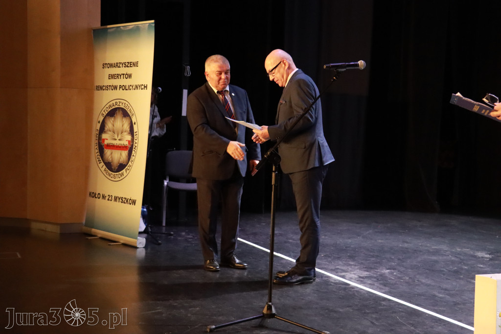 Fotorelacja II: 5 lat Stowarzyszenia Emerytów i Rencistów Policyjnych w Myszkowie