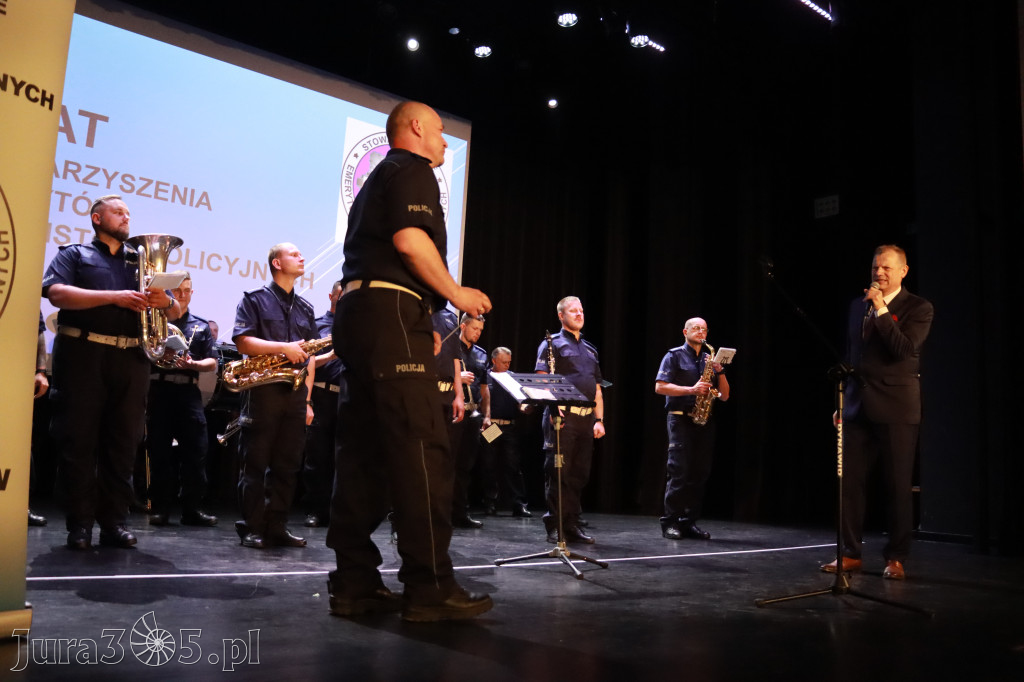 Fotorelacja II: 5 lat Stowarzyszenia Emerytów i Rencistów Policyjnych w Myszkowie