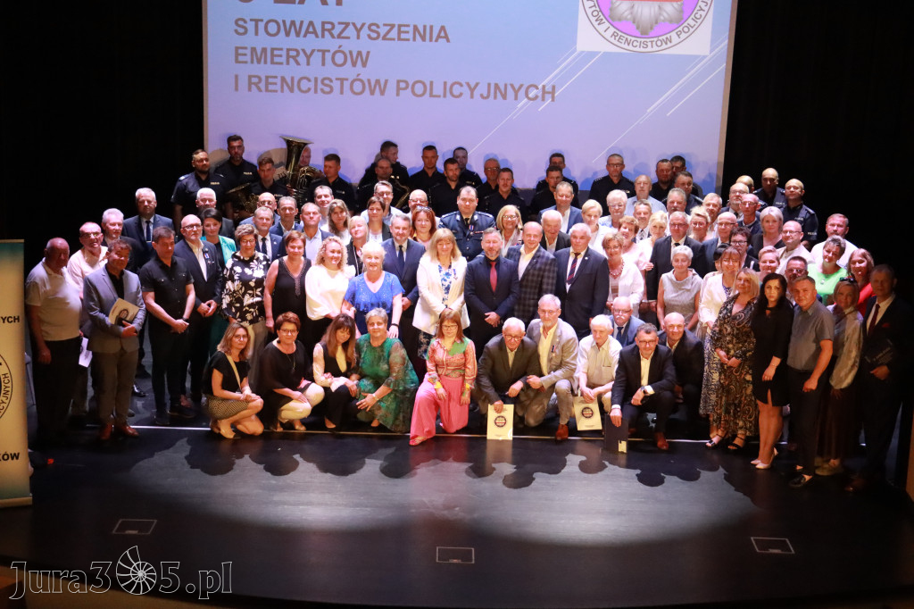 Fotorelacja II: 5 lat Stowarzyszenia Emerytów i Rencistów Policyjnych w Myszkowie