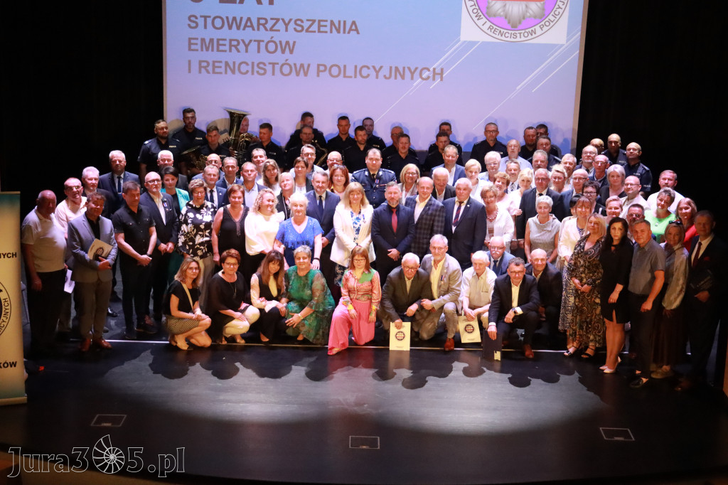 Fotorelacja II: 5 lat Stowarzyszenia Emerytów i Rencistów Policyjnych w Myszkowie