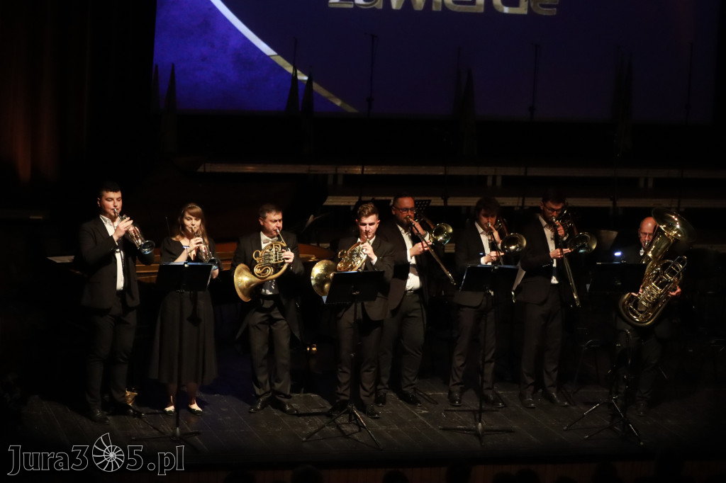 Fotorelacja I: Artyści Miastu - 110 lat Zawiercia. Koncert w Mok Zawiercie