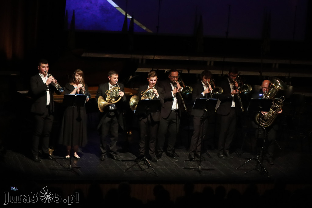 Fotorelacja I: Artyści Miastu - 110 lat Zawiercia. Koncert w Mok Zawiercie