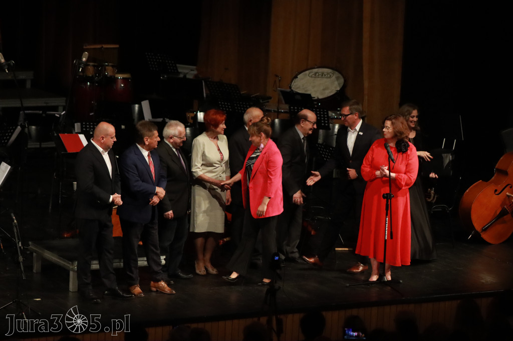 Fotorelacja I: Artyści Miastu - 110 lat Zawiercia. Koncert w Mok Zawiercie