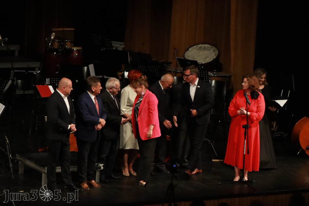 Fotorelacja I: Artyści Miastu - 110 lat Zawiercia. Koncert w Mok Zawiercie