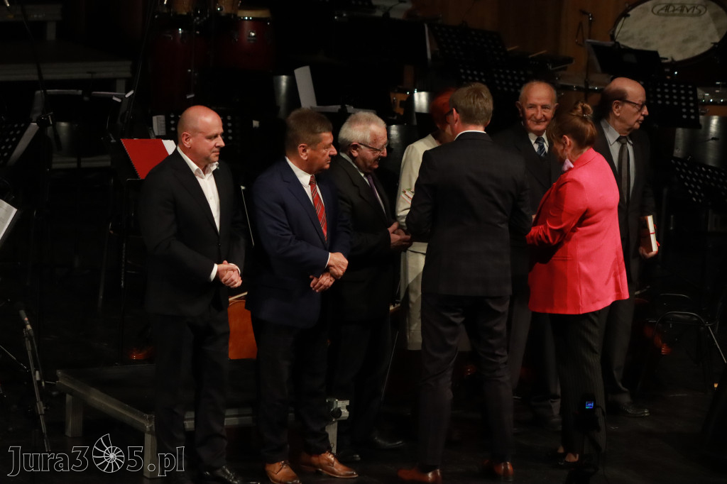 Fotorelacja I: Artyści Miastu - 110 lat Zawiercia. Koncert w Mok Zawiercie