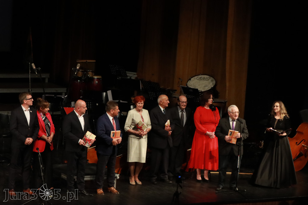 Fotorelacja I: Artyści Miastu - 110 lat Zawiercia. Koncert w Mok Zawiercie