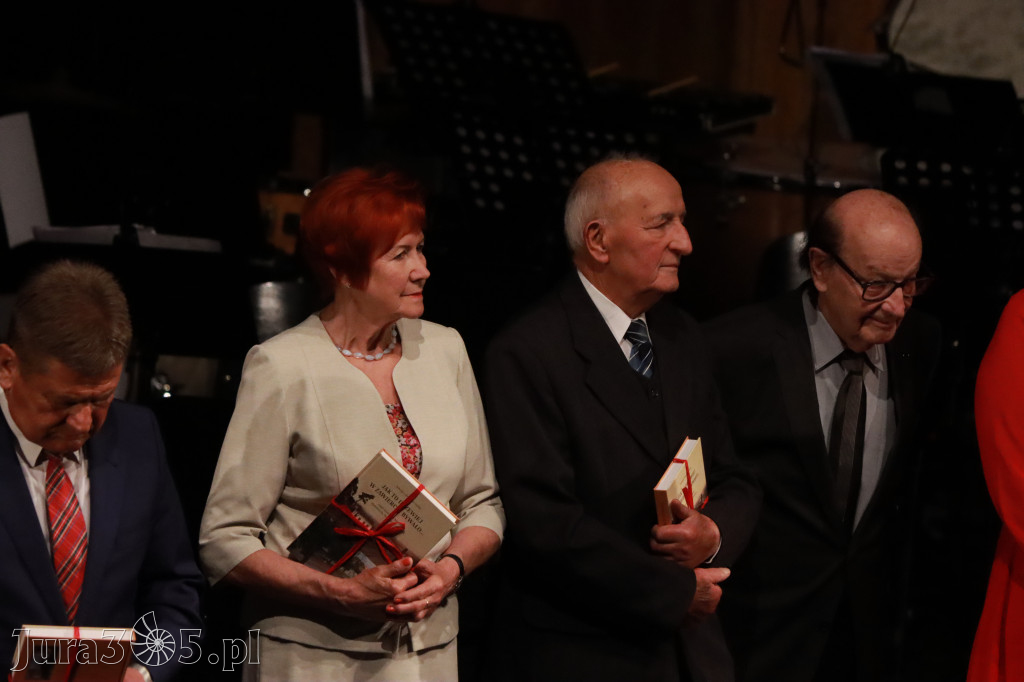 Fotorelacja I: Artyści Miastu - 110 lat Zawiercia. Koncert w Mok Zawiercie